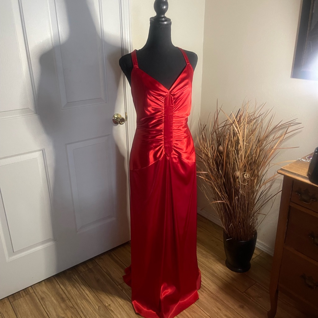 Jessica Mcclintock Brand Absolutely Gorgeous Womens Maxi Gown